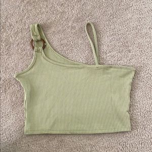 Asymmetric Green top